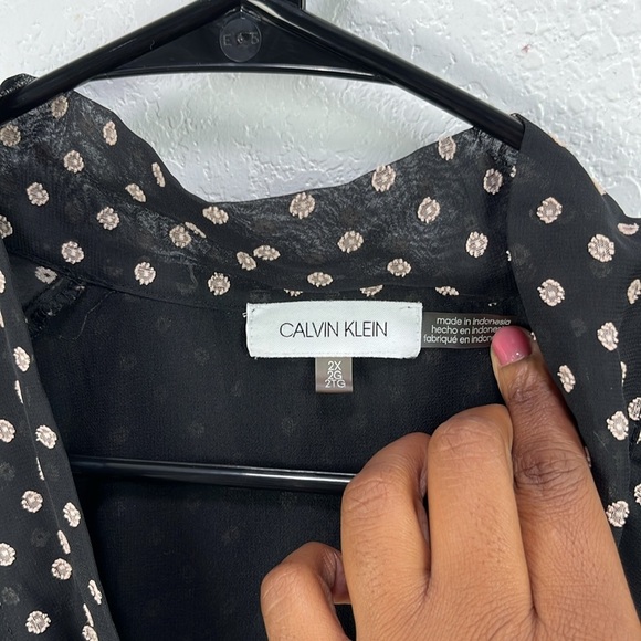 Calvin Klein Black  Cream Polka Dot Blouse Flowy 3/4 Sleeves Career Sz 2X Office - Picture 3 of 9